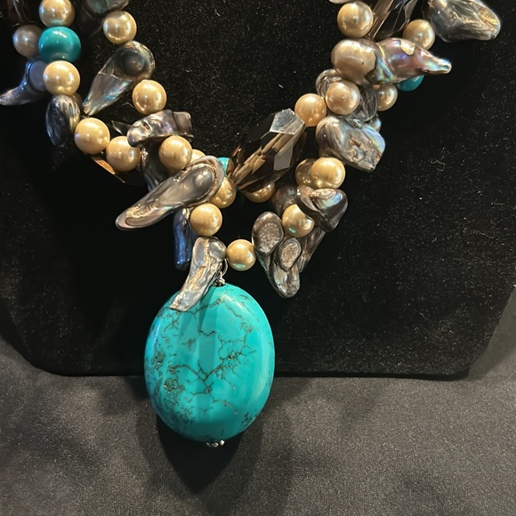 Deb Guyot Turquoise, Abalone and Pearl Bead Necklace w/Sterling Silver Accents - Picture 5 of 6